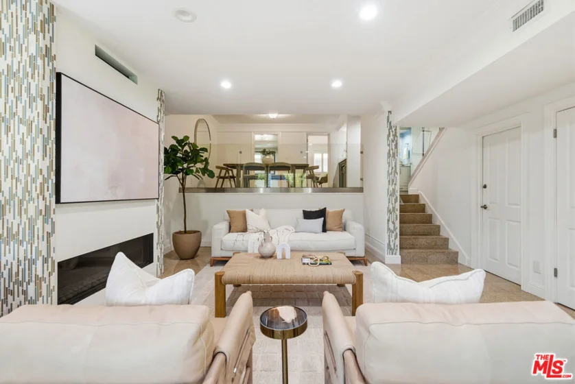 13233 Fiji Way #H photo 3