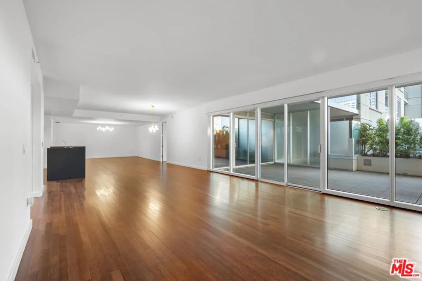 6250 Hollywood Boulevard #4E photo 22
