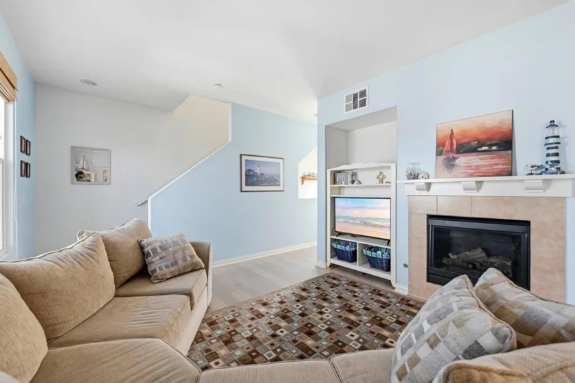 845 Harbor Cliff Way #305 photo 12