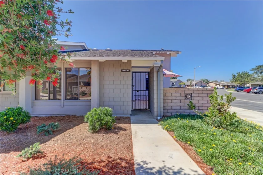 8565 Larkhall Circle #802C photo 1