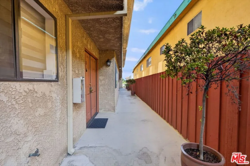 552 E Palm Avenue #C photo 3