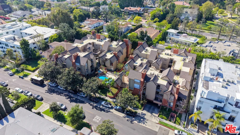 835 S Lucerne Boulevard #105 photo 20