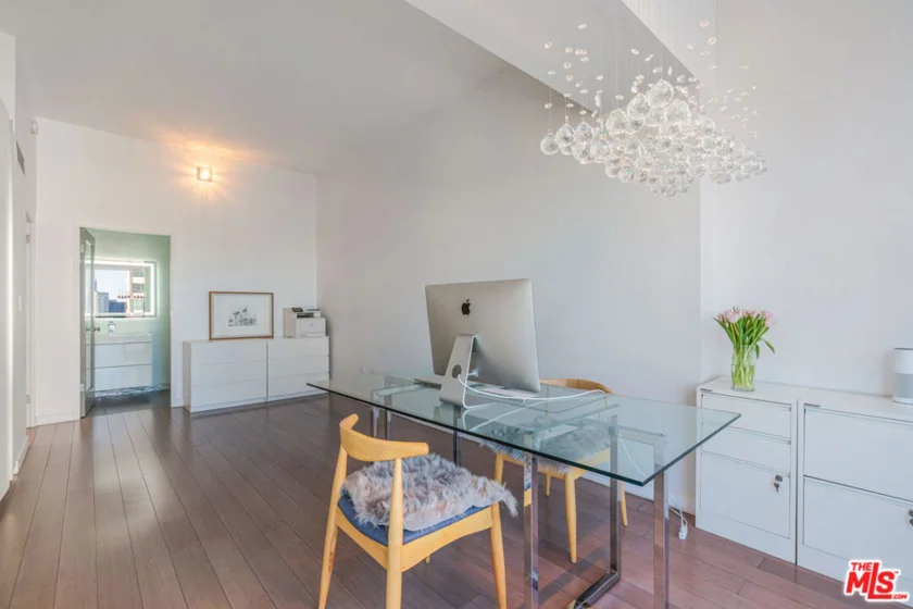 10501 Wilshire Boulevard #1904 photo 6