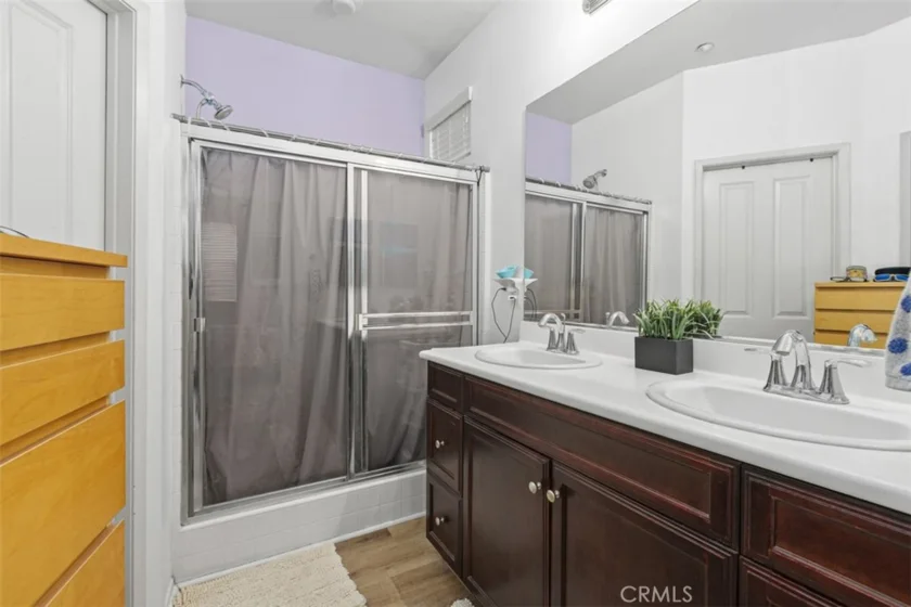 27424 Woburn Court #1 photo 9