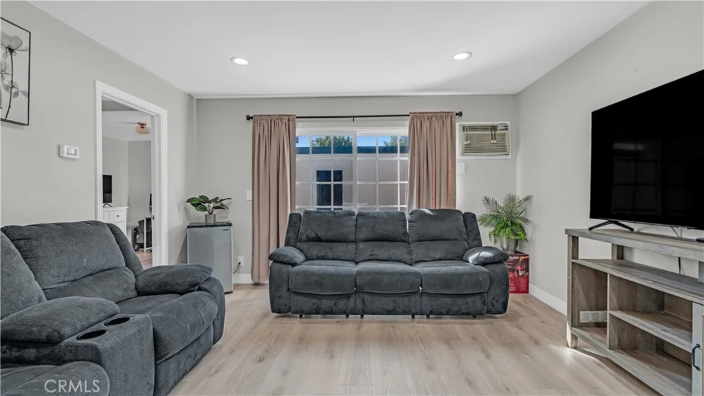 11074 Kibbins Circle photo 7