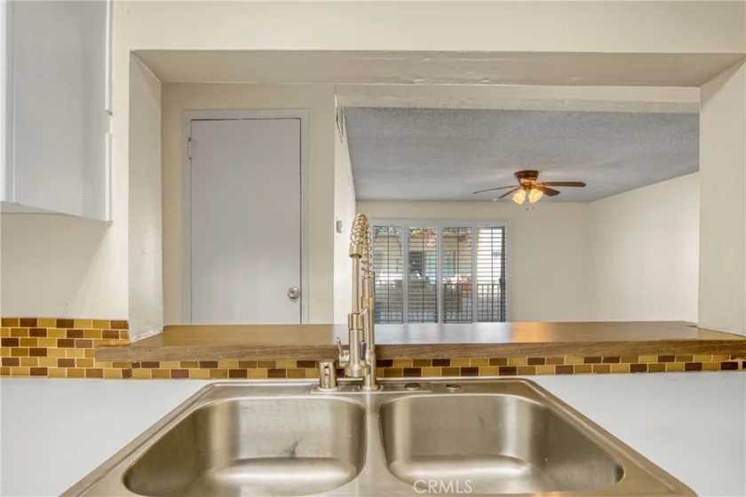 5460 White Oak Avenue #F105 photo 5