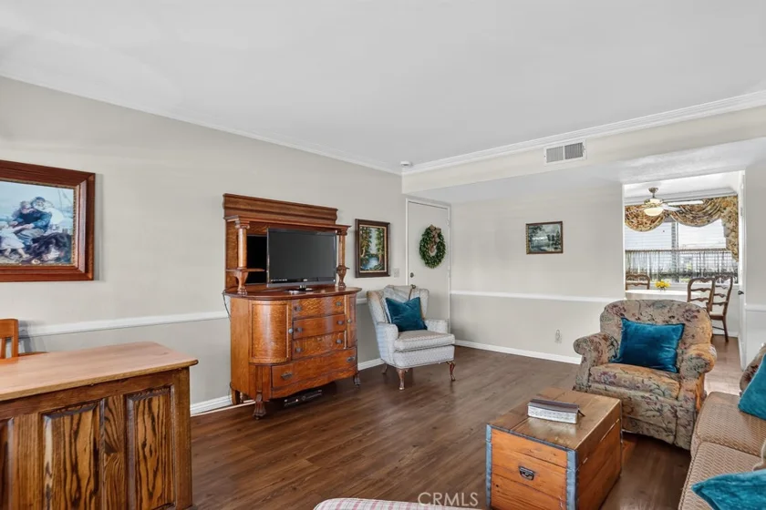 8512 Belmont #31 photo 11