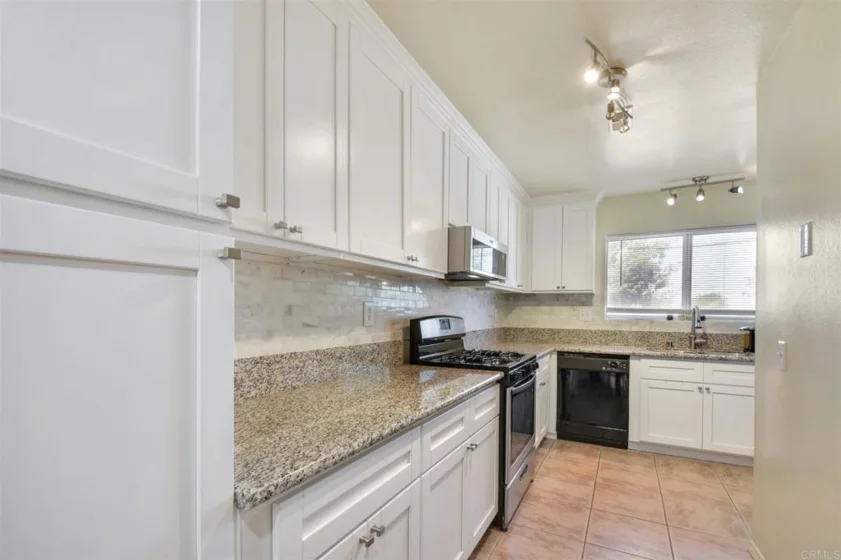 4215 Vista Del Rio Way #4 photo 1