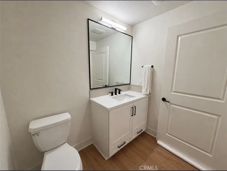414 Main St Unit 210 photo 28