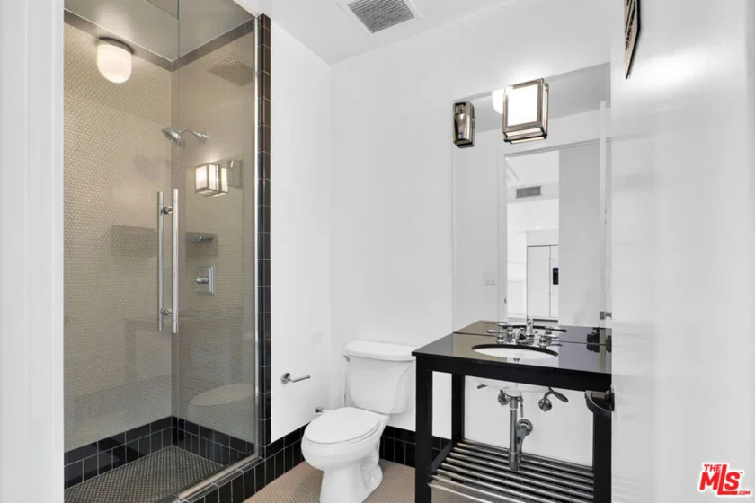1645 Vine Street #711 photo 15