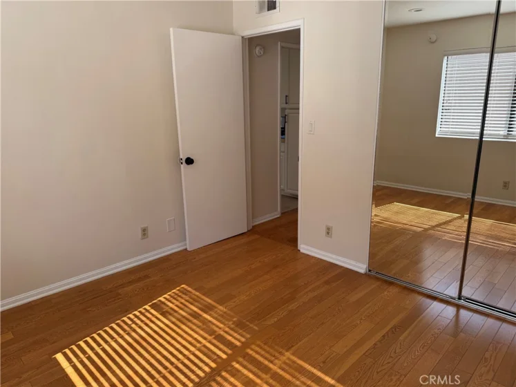 15221 Magnolia #E photo 17