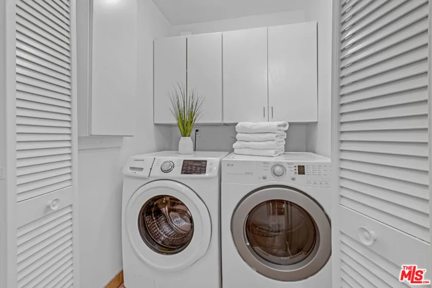 1838 Westholme Avenue #104 photo 27