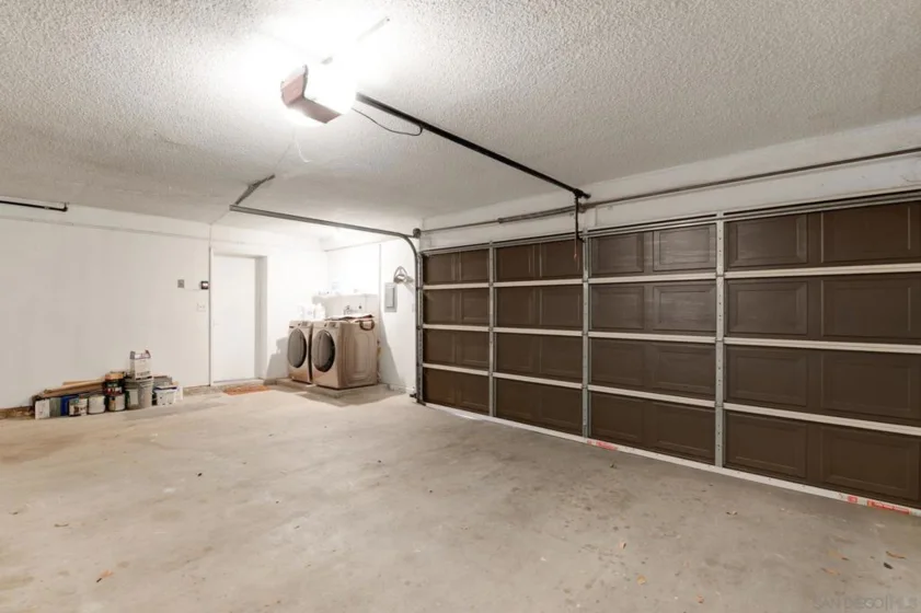 5285 Reservoir photo 24