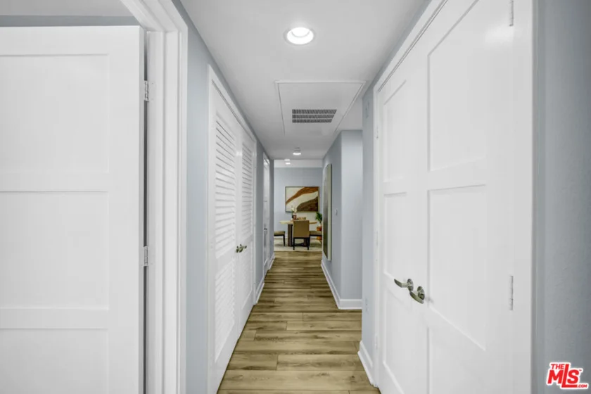 14412 Killion Street #205 photo 29