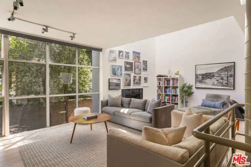 2433 28th Street #B photo 6