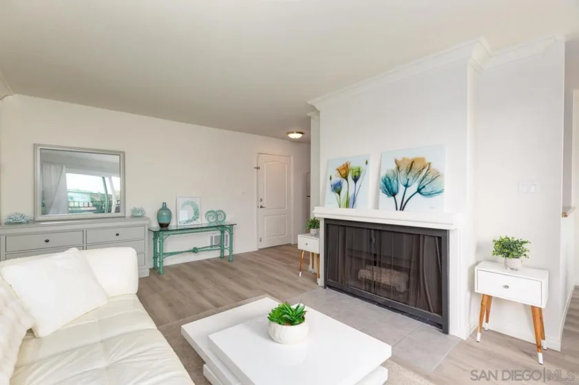 840 Turquoise Street #104 photo 1