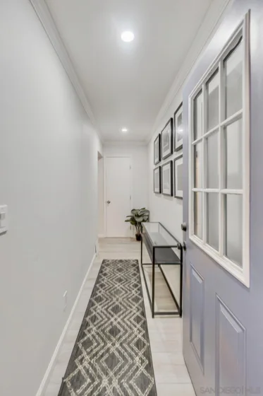 711 Island Court #B photo 23