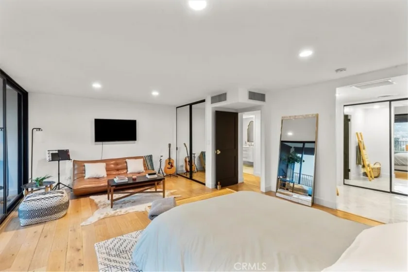 10501 Wilshire #2212 photo 7