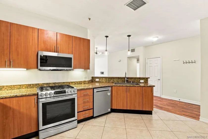 1465 C Street #3504 photo 7