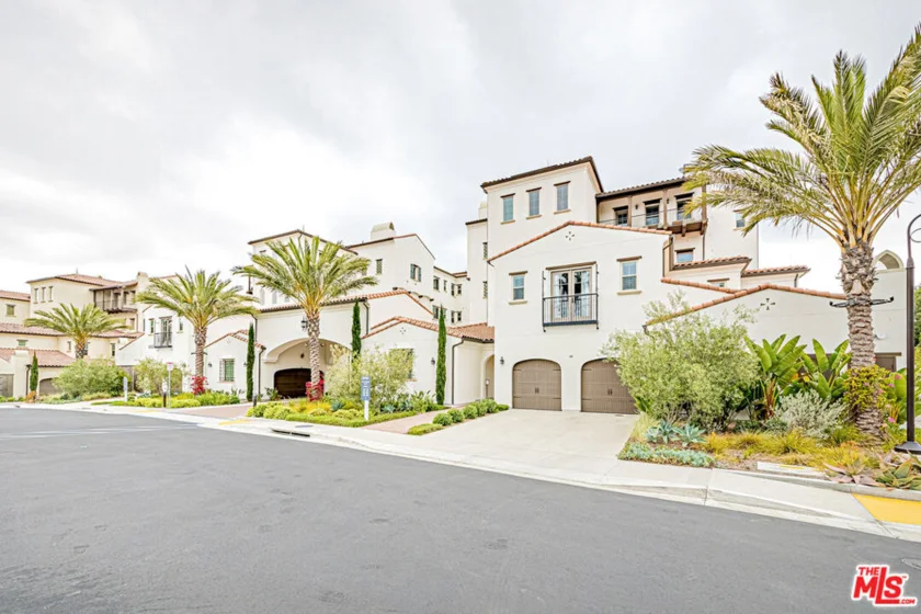 8900 Los Coyotes Court #430 photo 1