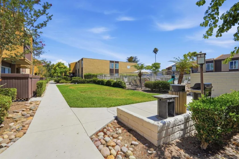 3454 Castle Glen Drive #151 photo 30