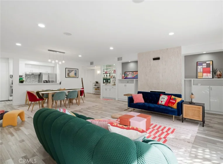 1277 S S Beverly Glen Blvd #107 photo 10