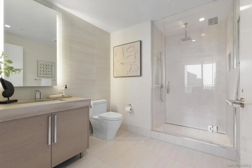 888 W E Street #2602 photo 35