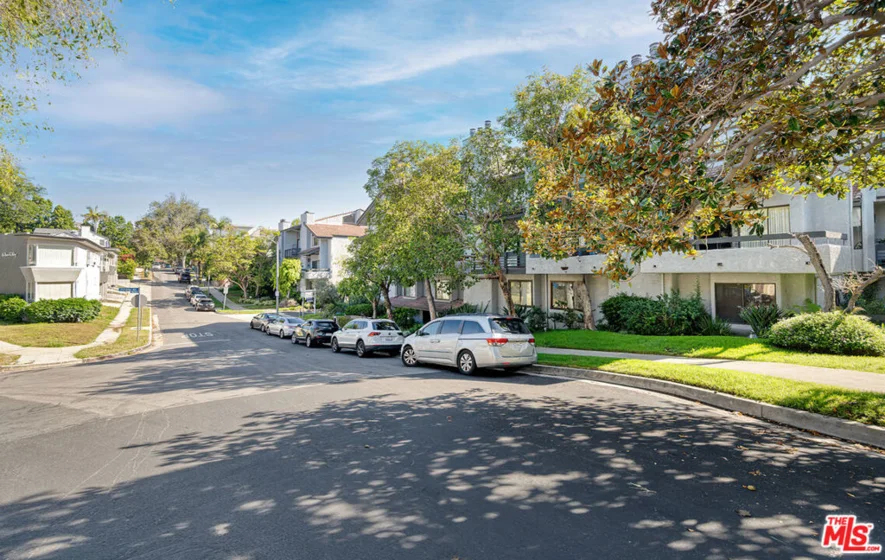 1920 Pandora Avenue #8 photo 34