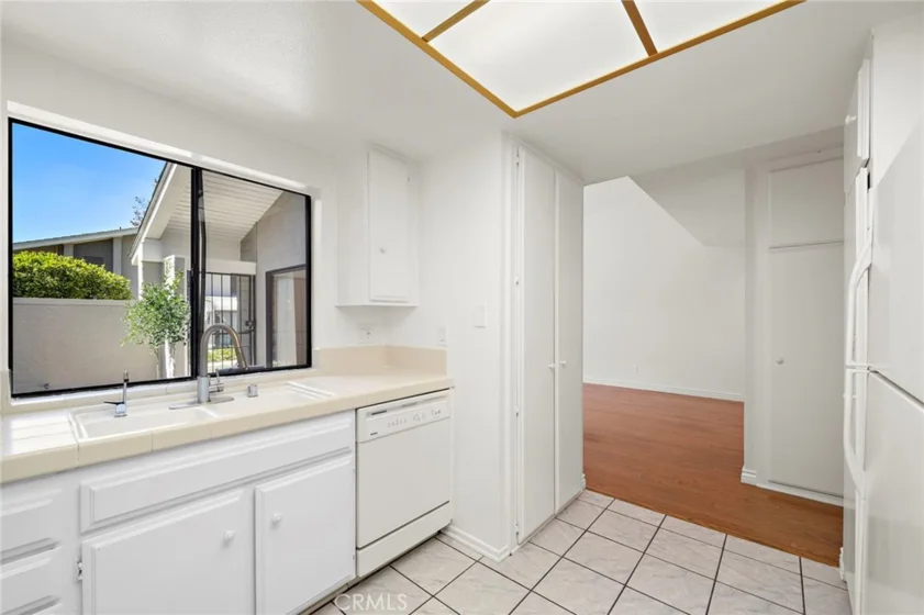 8932 Biscayne Court #1320E photo 9