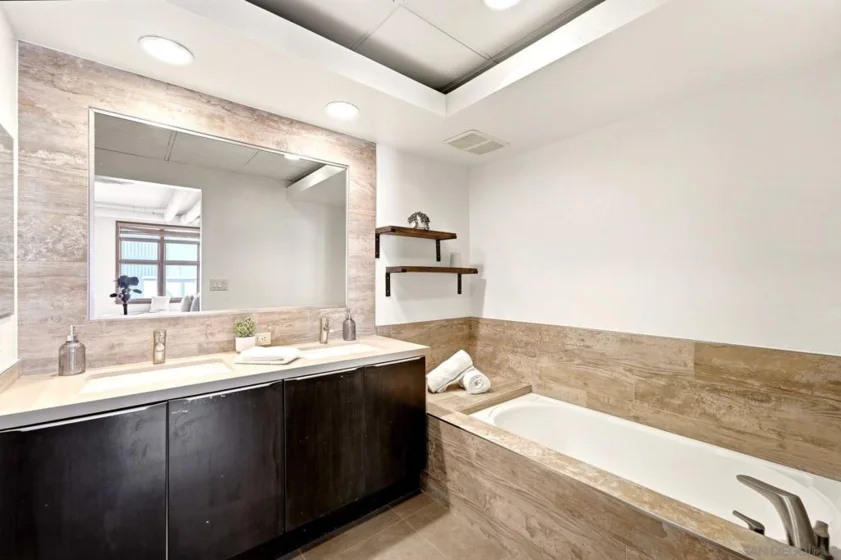877 Island Avenue #308 photo 22