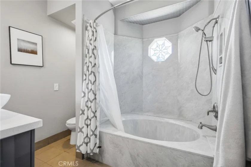 21384 Paseo Montana photo 34