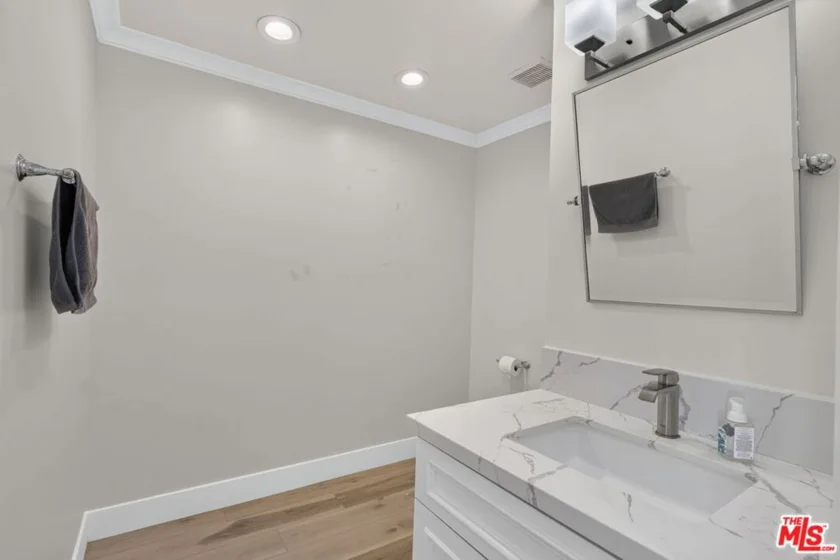 101 California Avenue #1404 photo 32