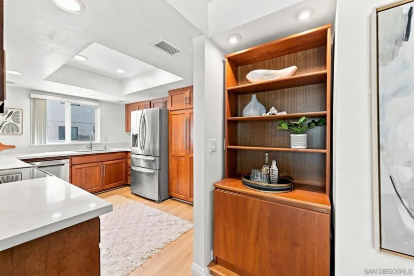 3982 La Jolla Village Drive photo 10