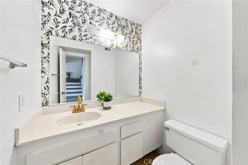 4978 Avila Way photo 8