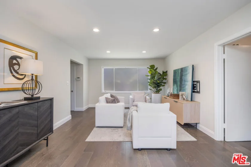827 Bay Street #5 photo 3