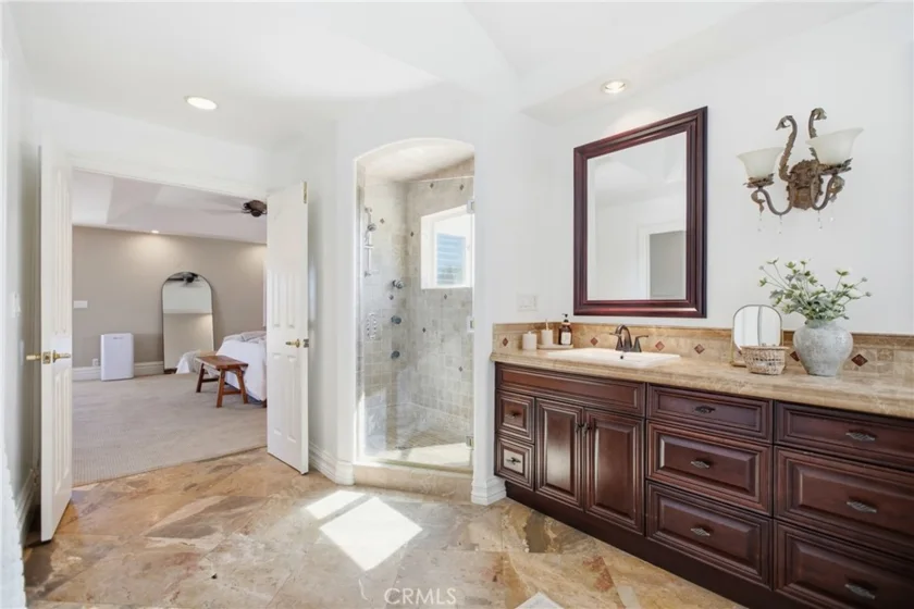 20855 Avenida Castilla photo 32