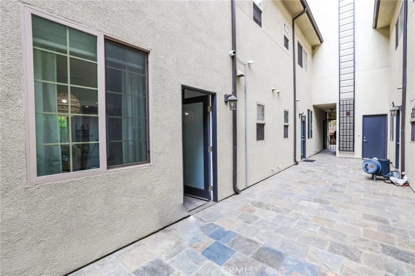 3501 Tilden Avenue #8 photo 34