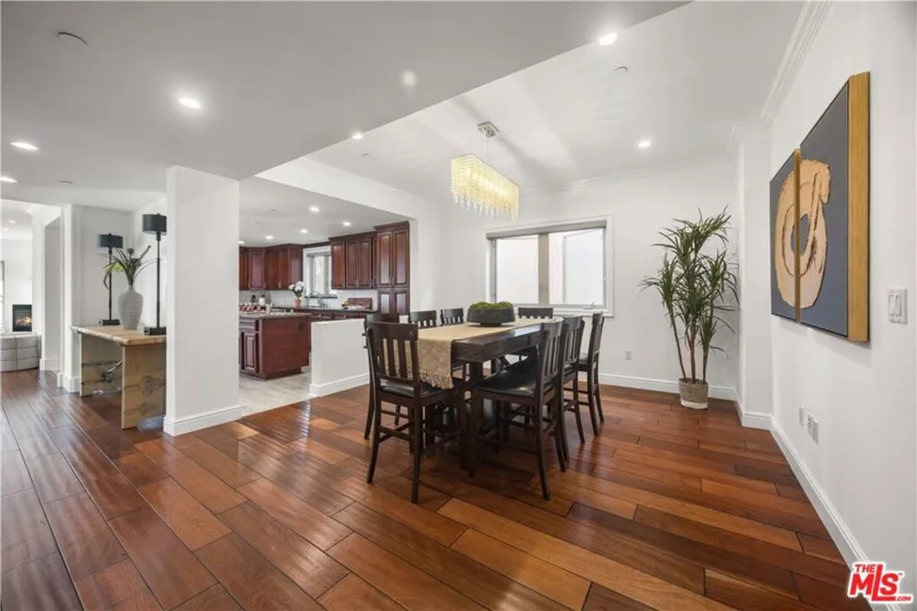 918 S Wooster Street #2 photo 4