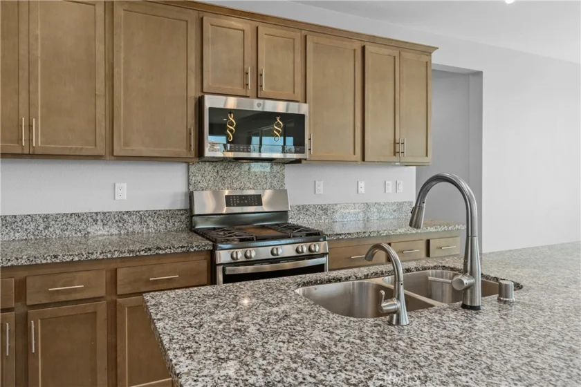 32063 Dayspring Way photo 18