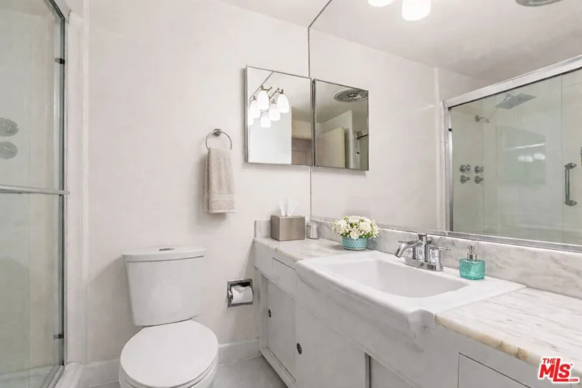10450 Wilshire Boulevard #4G photo 4