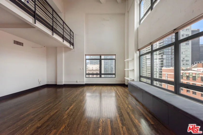 849 S Broadway #1210 photo 37