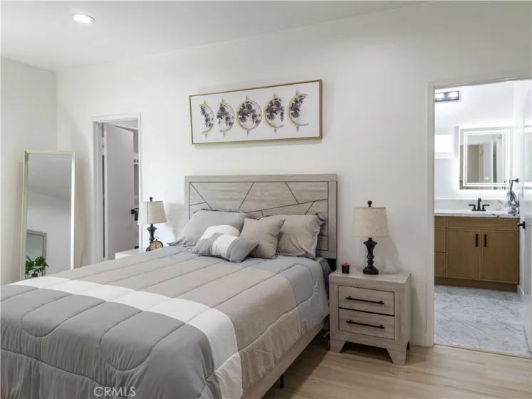 1944 Glendon Avenue #209 photo 40