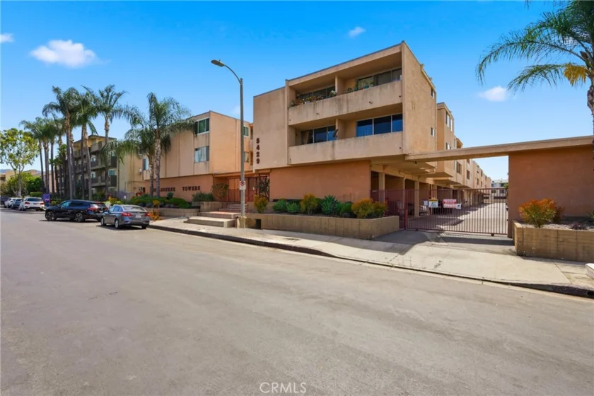 5429 Newcastle #303 photo 11