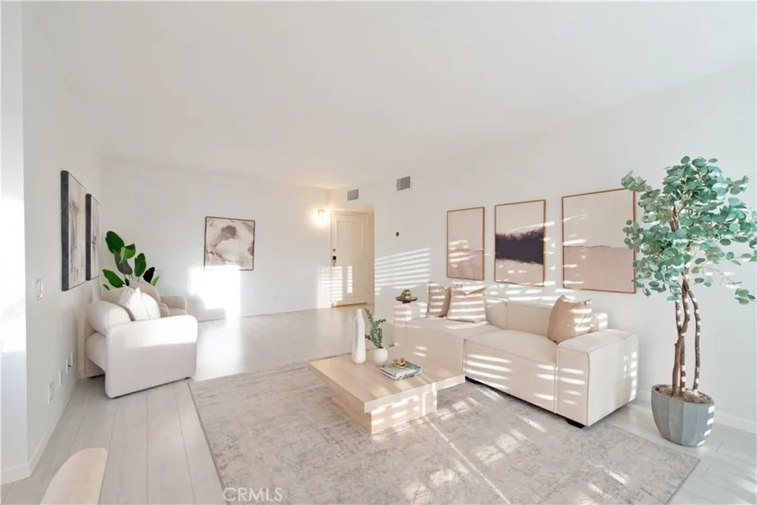 5400 Lindley Avenue #322 photo 3