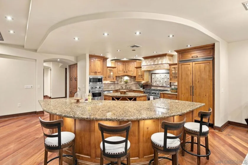 120 C Avenue #202 photo 7