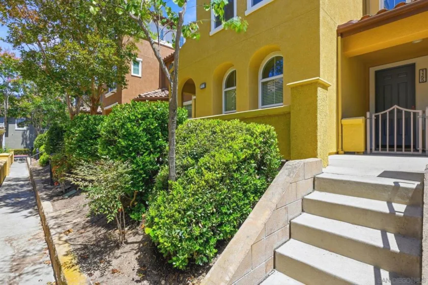 1151 Goddard photo 16