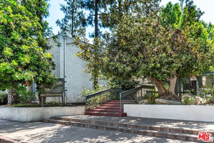 8601 International Avenue #271 photo 1