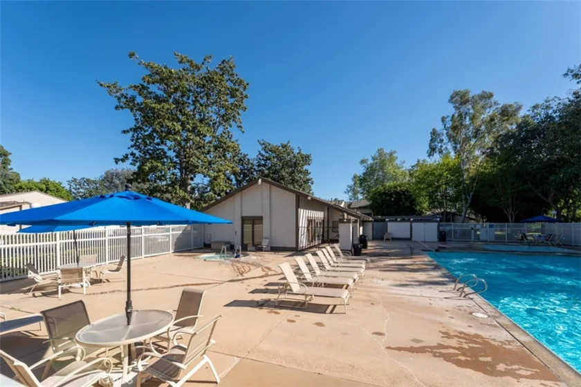 2502 N Tustin #C photo 30