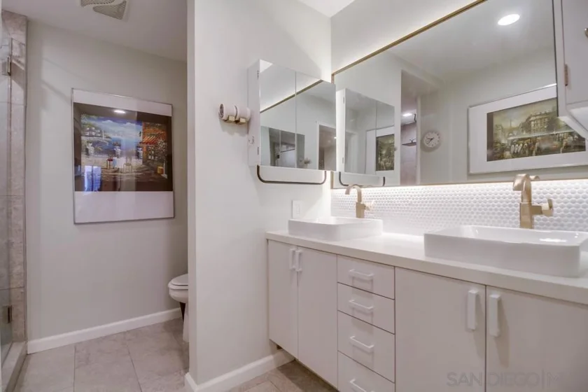 100 Harbor Drive #605 photo 10