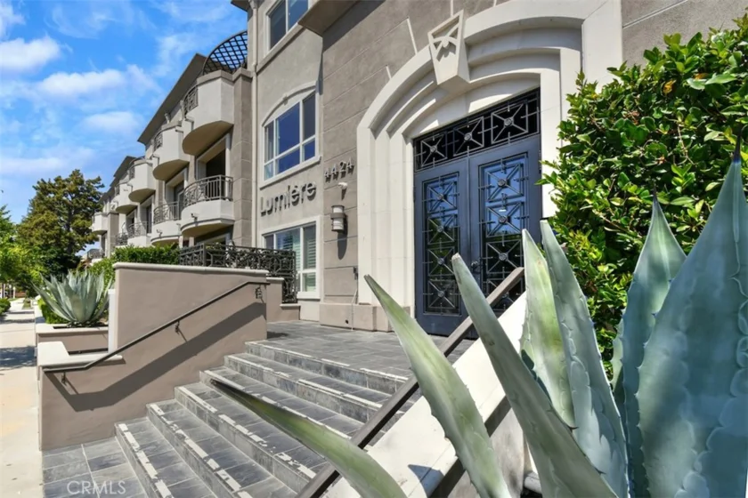 4424 Whitsett Avenue #107 photo 7